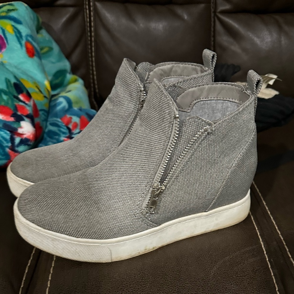 Soda shoes size 6.5